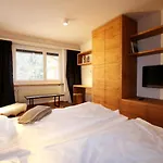 Apollo Appartement Saas Fee